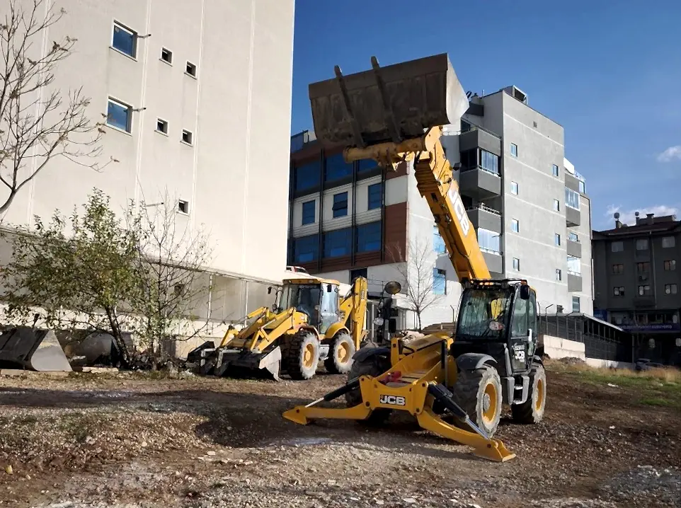 Bahçeli Manitou Kiralama