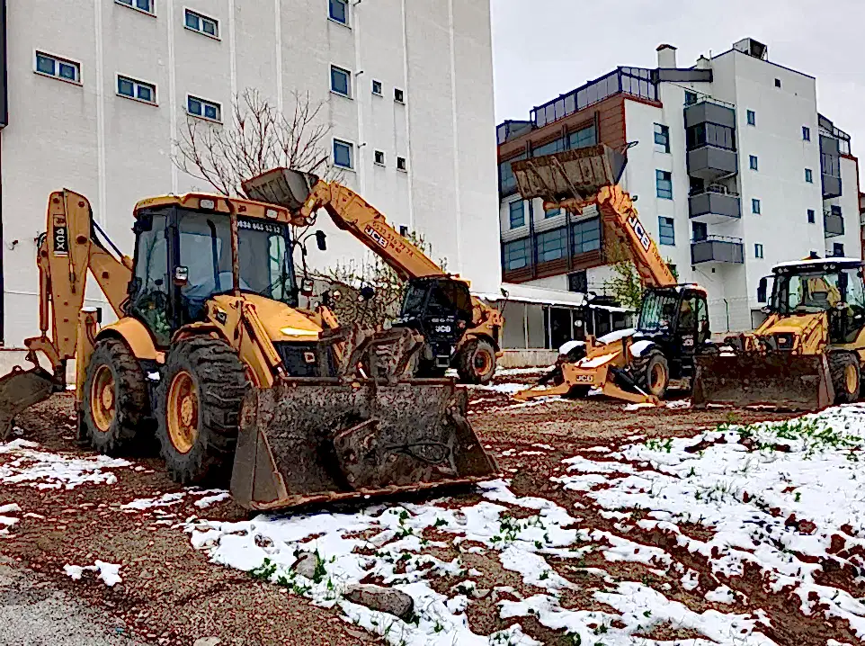 Pursaklar Kiralık JCB