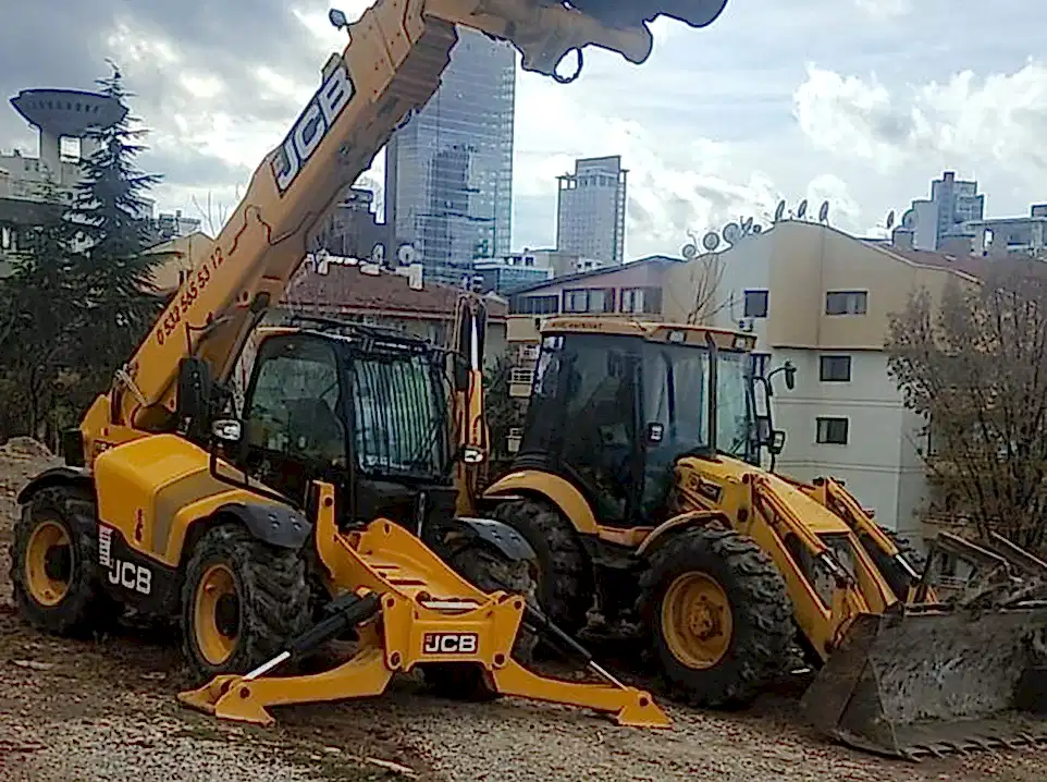 Dikmen Teleskopik Yükleyici Kiralama