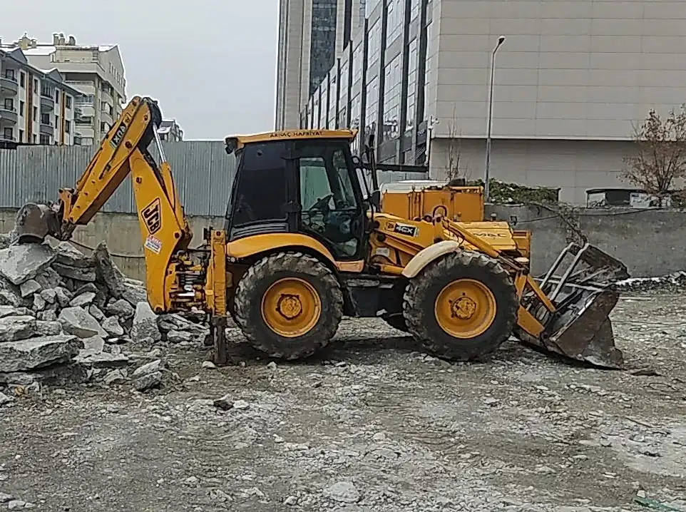 Ankara Kazıcı Yükleyici Kiralama